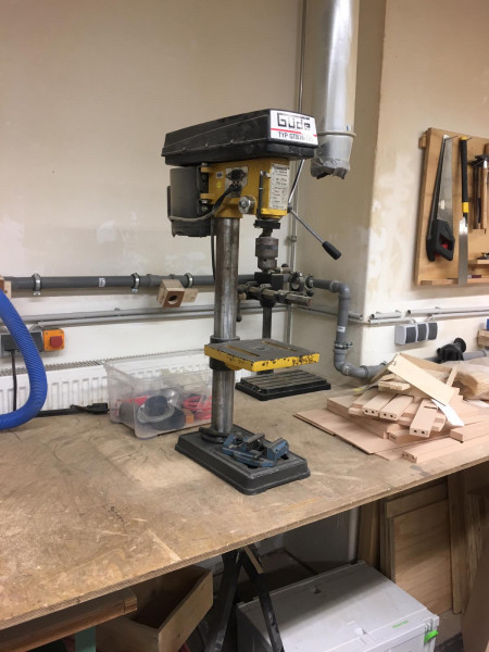 lochmaschding_.jpeg lochmaschding_.jpeg